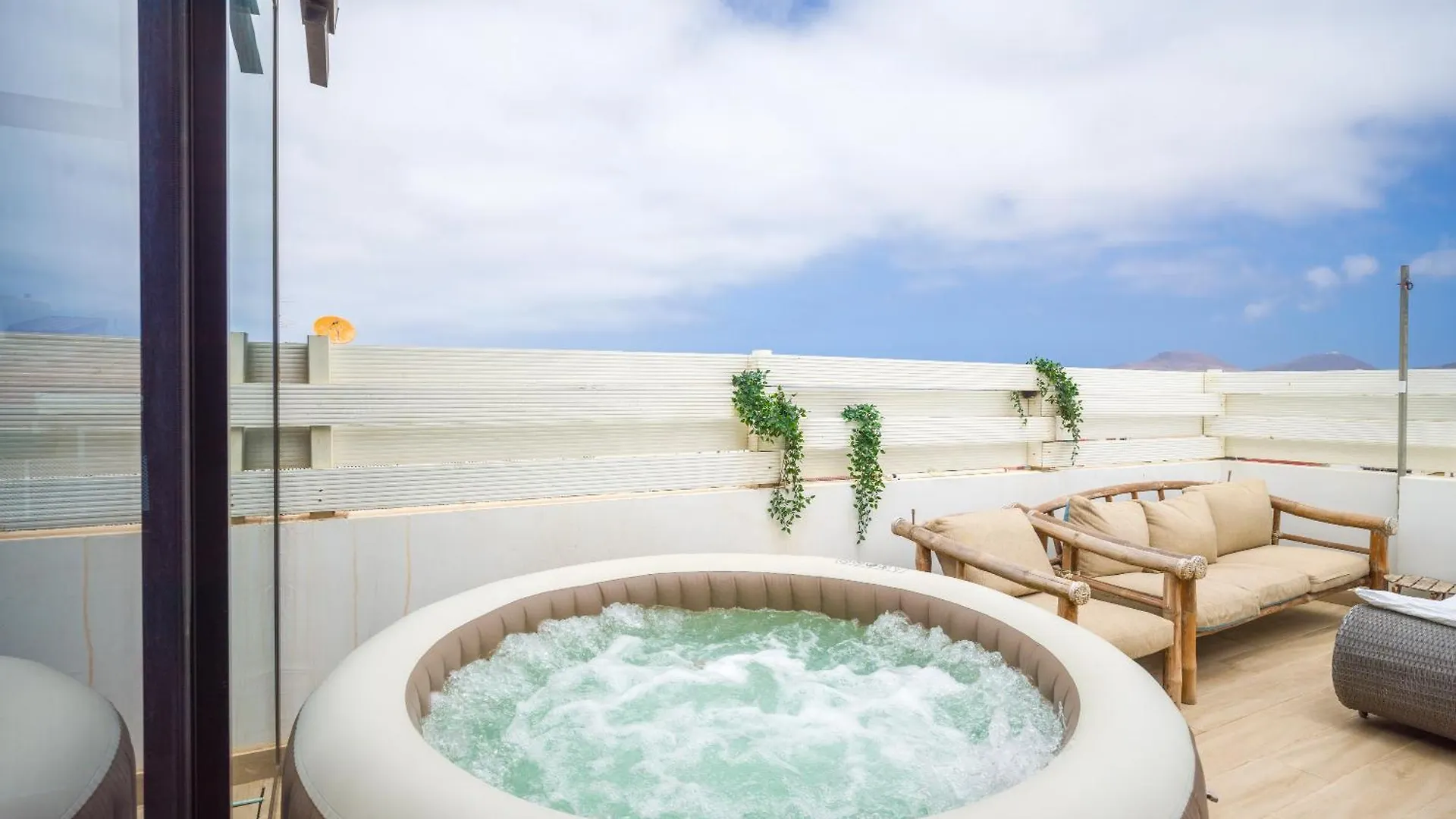 Las Palmas Beach Penthouse Spa Apartment